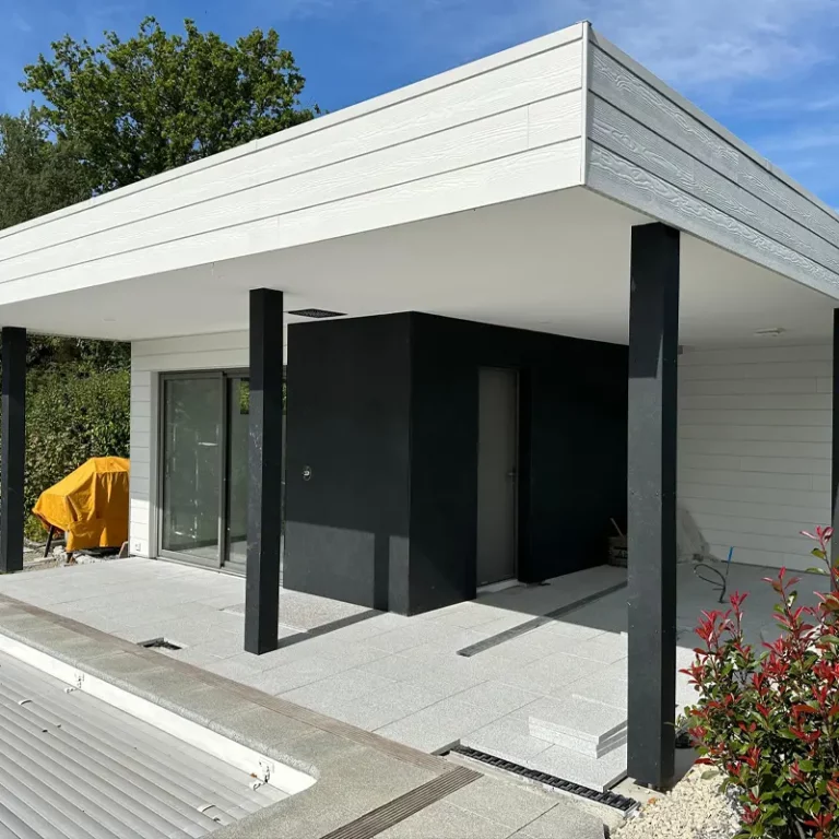 realisation-habillage-bardage-bois-pool-house