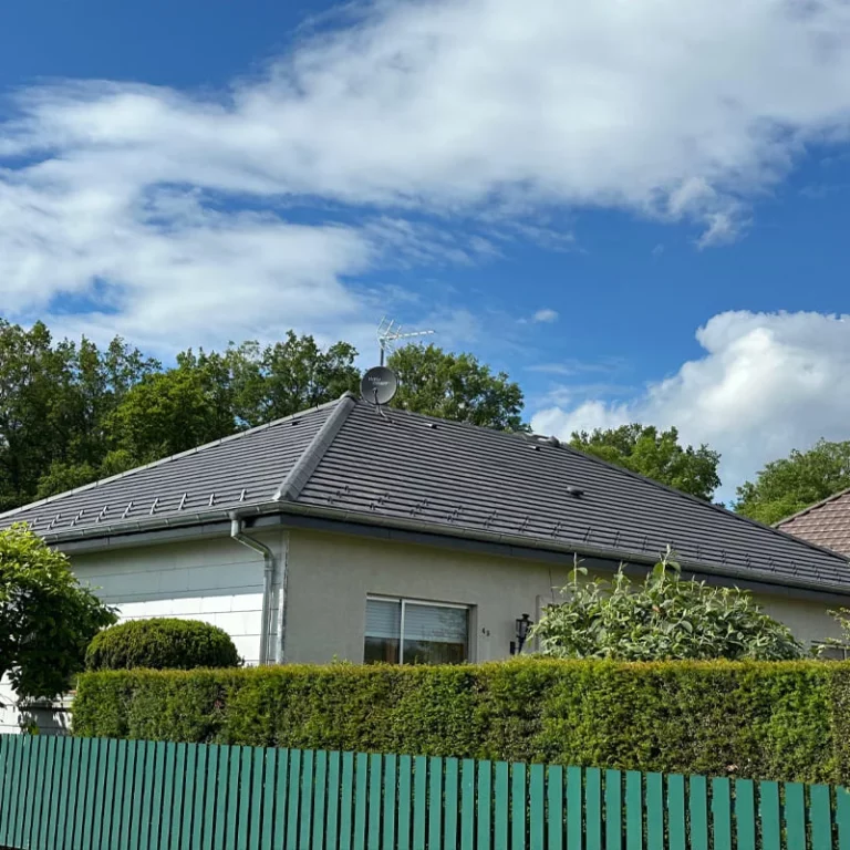 réalisation-travaux-couverture-maison-tuiles-antracite